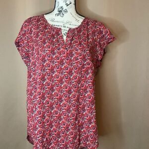 Pit to pit 21 length is 26 in the front and 27 1/2 in the. 9/1